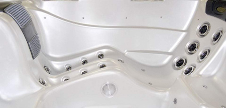 Гидромассажный спа-бассейн Wellis Kilimanjaro Premium