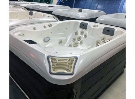 Гидромассажный спа-бассейн JNJ Spas Storm Paris SPA-635